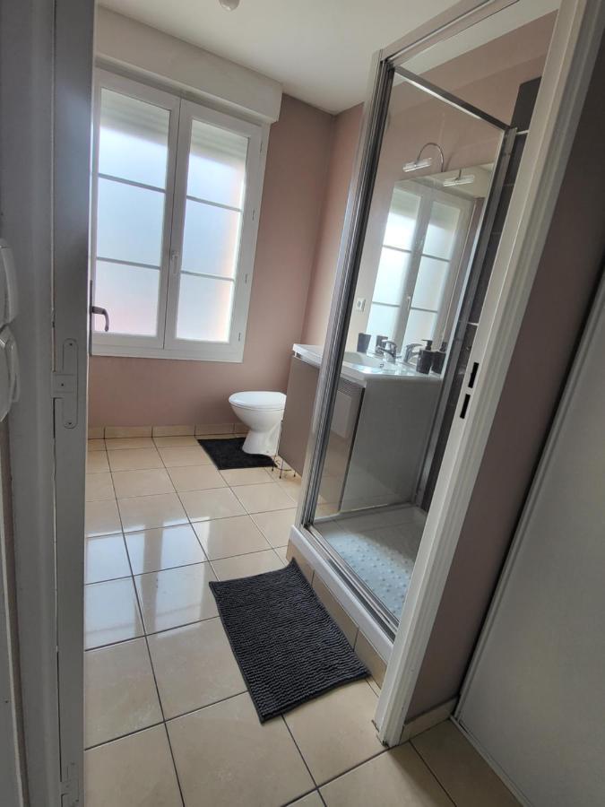 Logement En Hypercentre Dans Une Residence Амиен Екстериор снимка